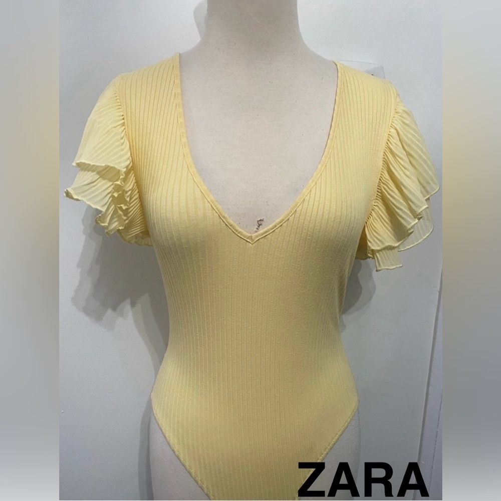 ZARA Butter Yellow Ribbed Ruffled Sleeve Bodysuit- Size M - NWT